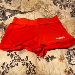 HOOTER shorts